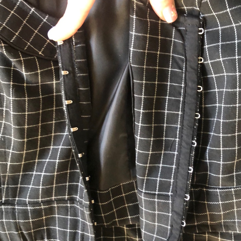 Matching suit set - Picture 7 of 9